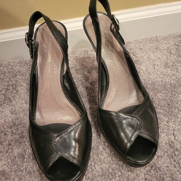 BCBGMaxAzria Black Leather Heels, size 8B/38 - Picture 2 of 6